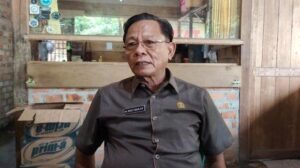 Targetkan-1-Keluarga-Miskin-1-Sarjana-Idham-Tergun-Bakal-Maju-di-Pilkada-Prabumulih-2024